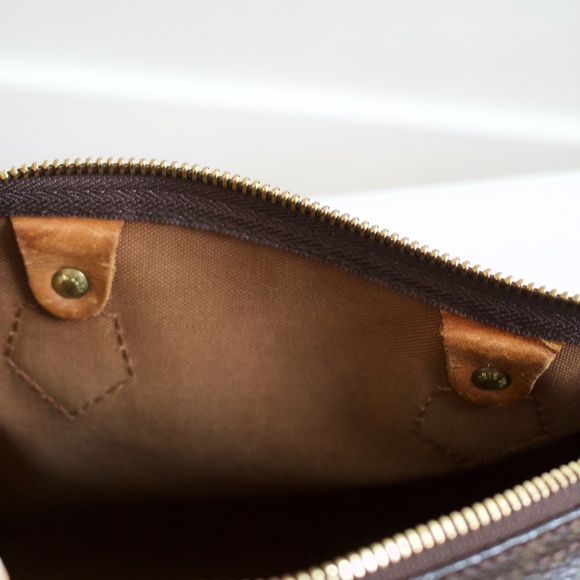 Louis Vuitton Vintage Monogram Speedy 25 - Picture 11 of 13